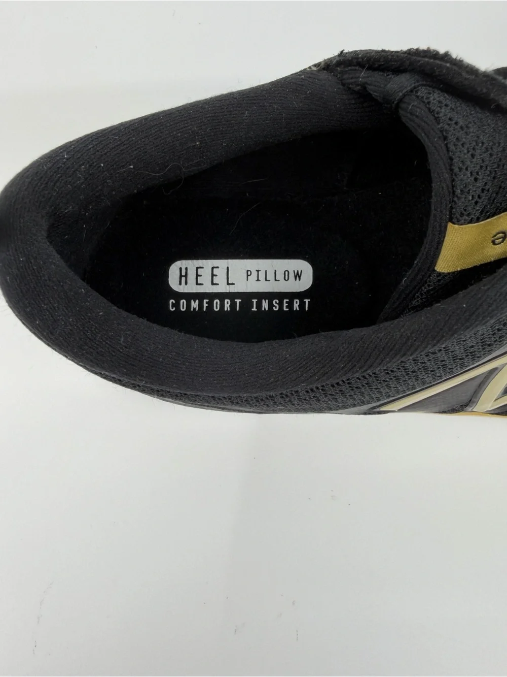 New Balance 811 trainers Color black mesh upper with gold metallic SZ 9